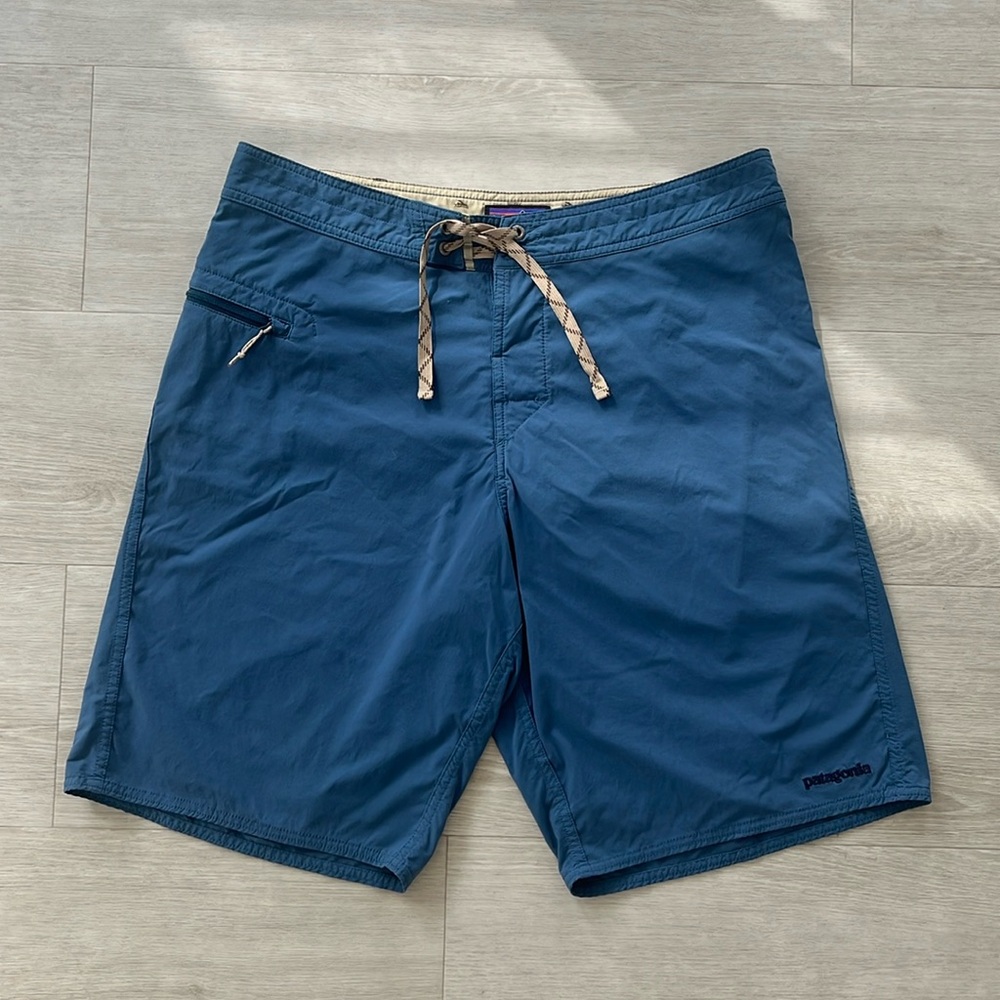 Patagonia Men’s Stretch Wayfarer Board Shorts 21”